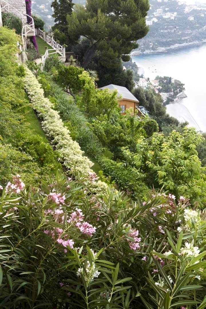 Jardin en relief Nice